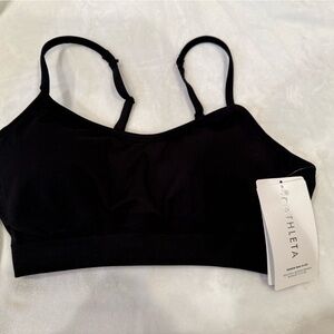 Athleta Black Renew Bra size Medium/D-DD
